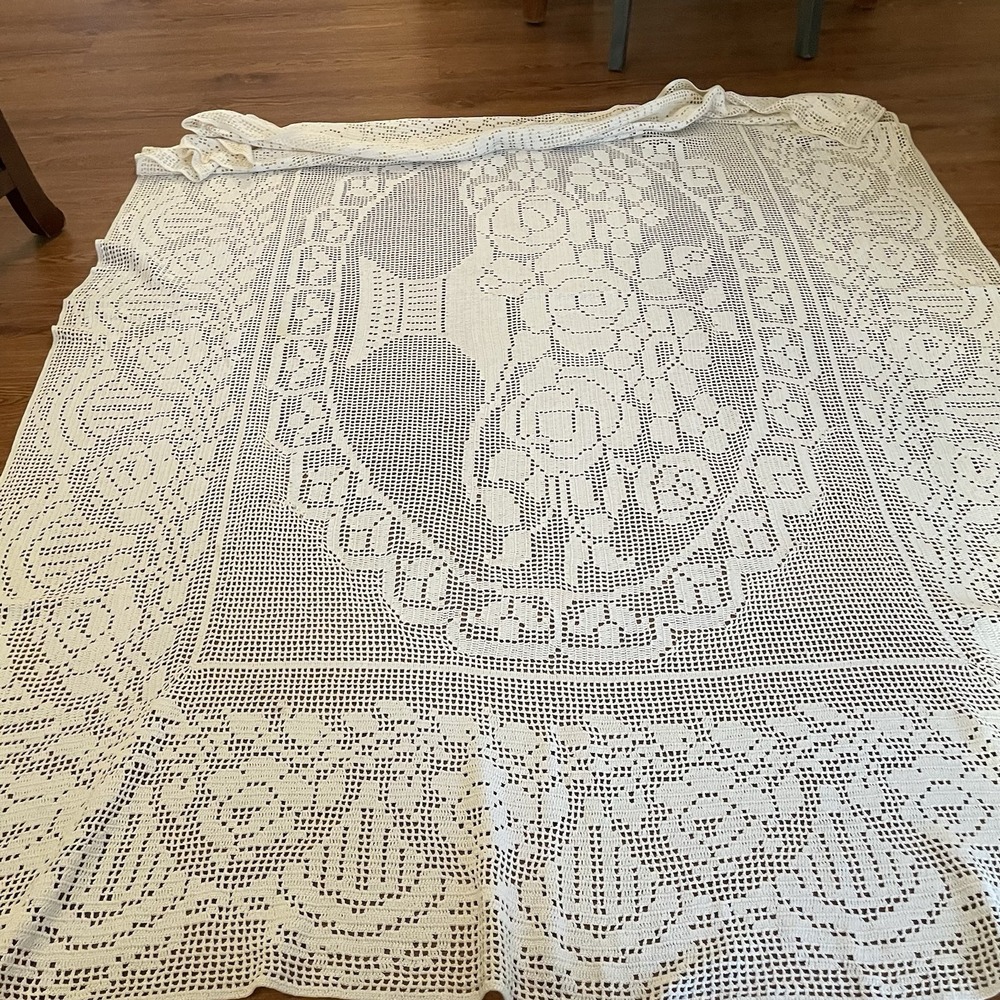 Vintage Filet Crochet Lace Tablecloth Ivory 72x53 Cottage Core